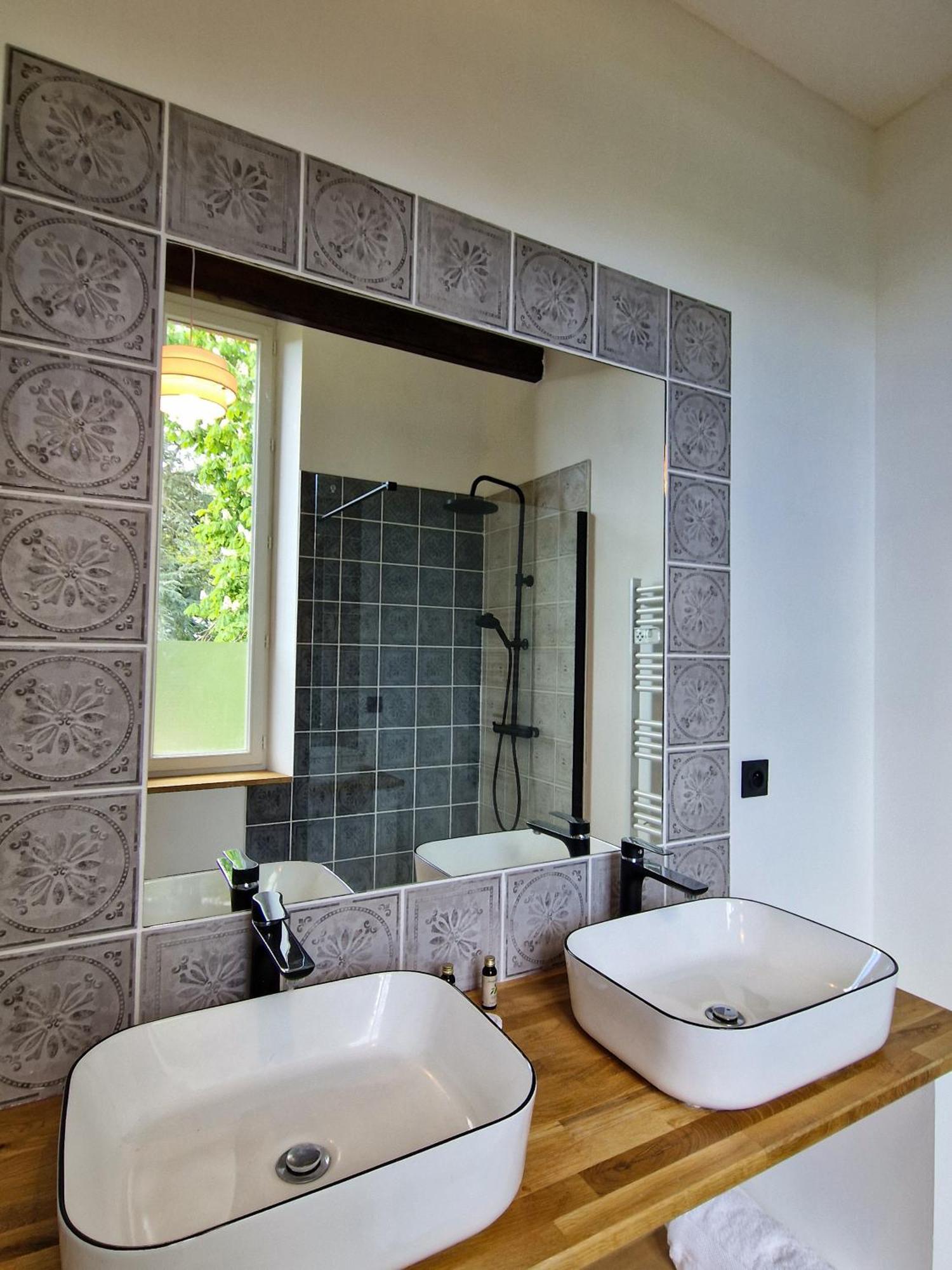 Le Manoir De Lisle Hotel Екстериор снимка