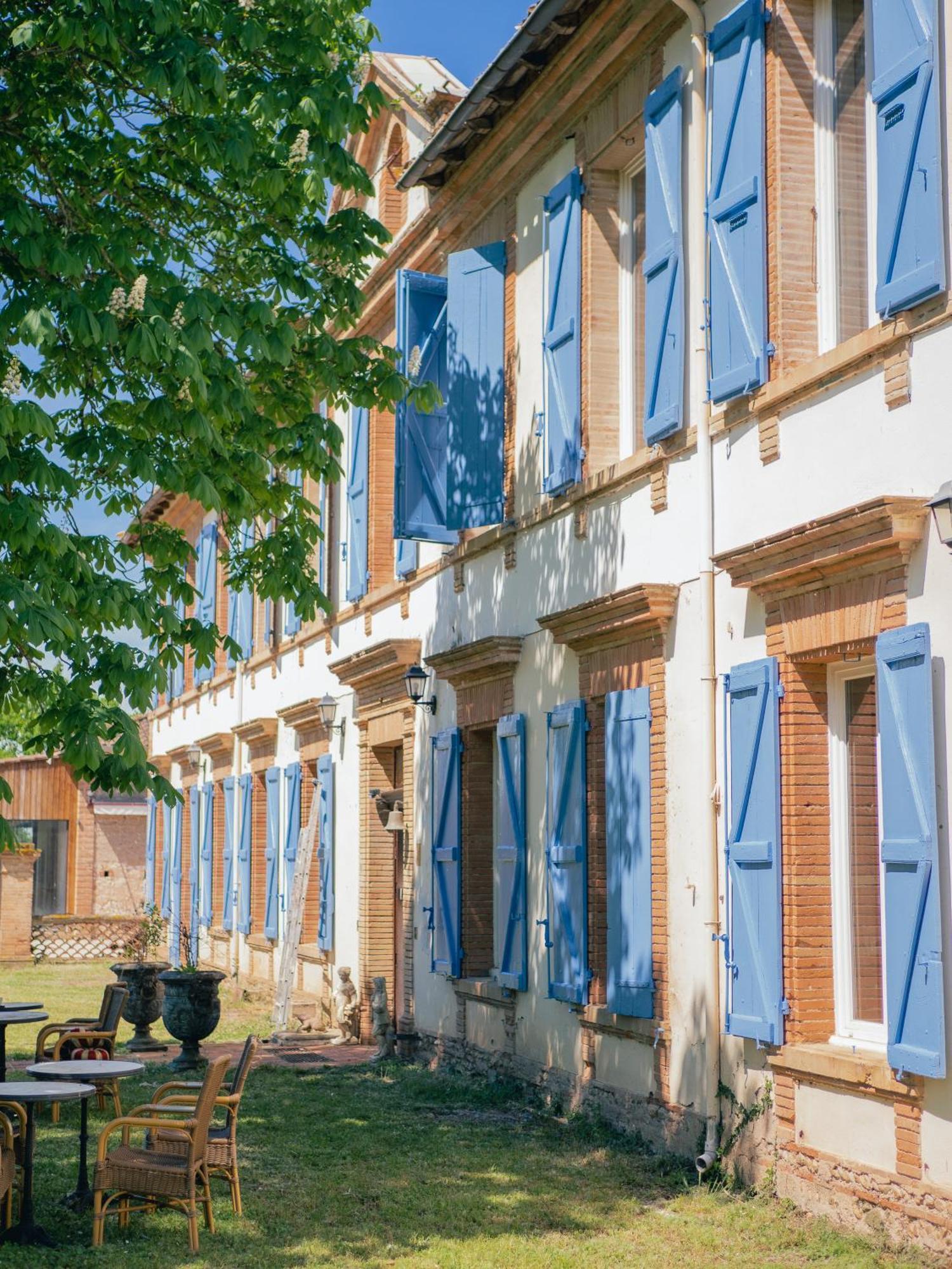 Le Manoir De Lisle Hotel Екстериор снимка